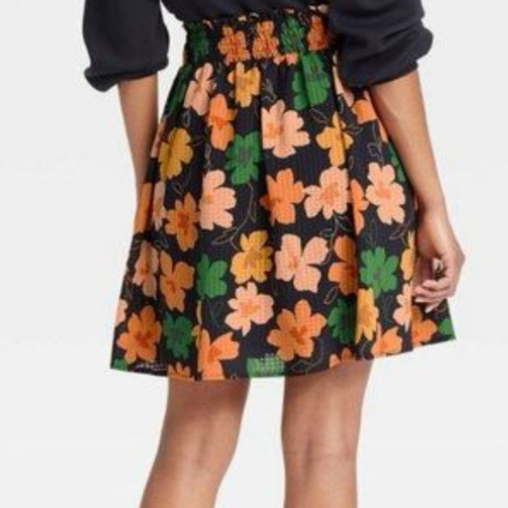 NWT Women's Who What Wear Wide Belt Bow Tie Skirt Hand Drawn Floral size 2X - Picture 2 of 7